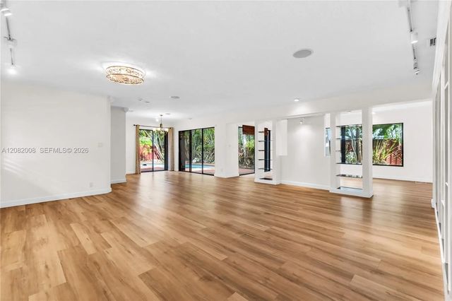 4 of 45 - 2533 Ne 35th Drive, Fort Lauderdale, FL
