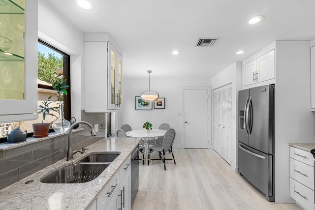 4 of 37 - 5315 Monterey Circle #d, Delray Beach, FL