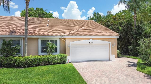 4646 Carlton Golf Drive, Wellington