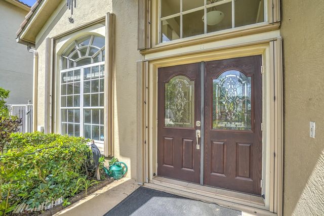 5 of 77 - 1117 Avondale Court, West Palm Beach, FL