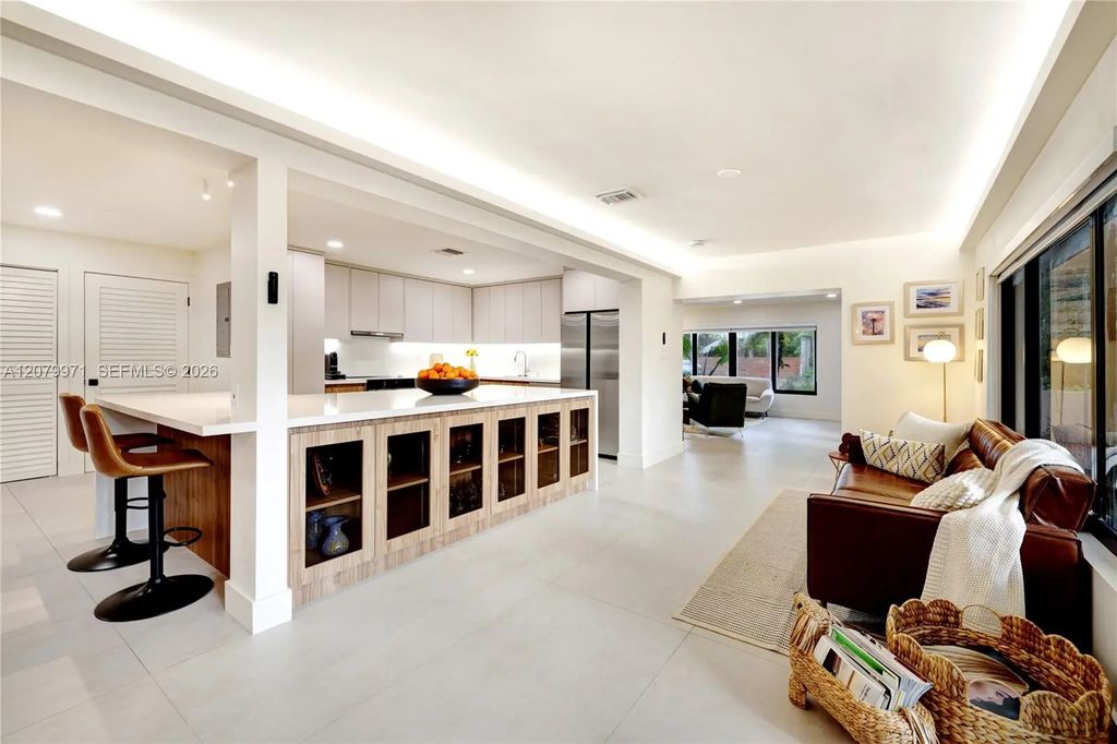 220 Ne 105th Street, Miami Shores