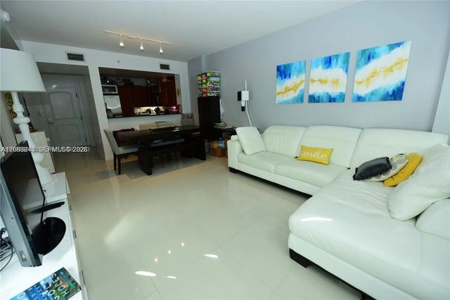 7355 Sw 89th Street #622n, Miami