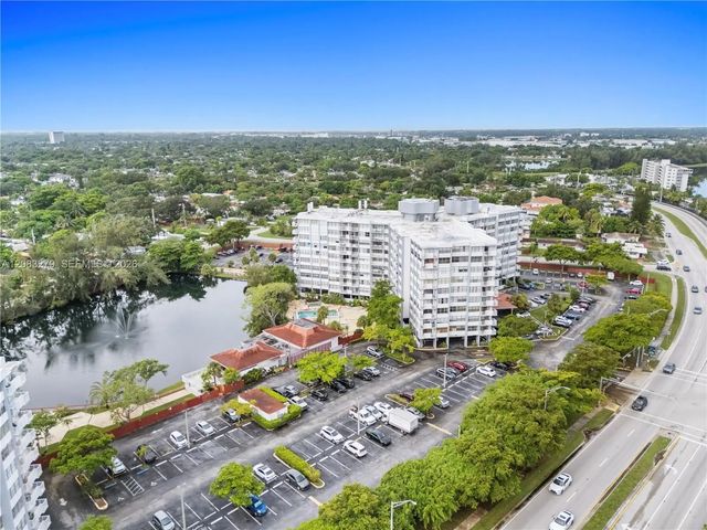 5 of 32 - 1200 Ne Miami Gardens Drive #315w, Miami, FL