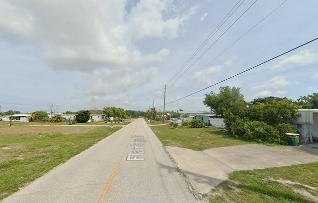 2 of 3 - 1262 Flamingo Drive, Englewood, FL