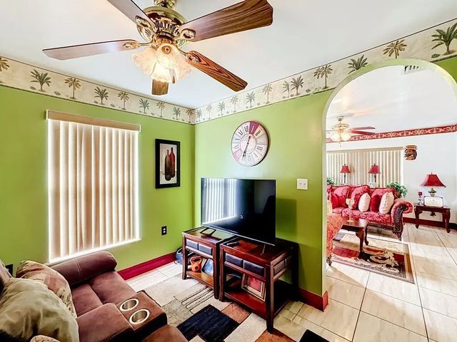 5 of 20 - 2914 Zora Neal Drive, Fort Pierce, FL