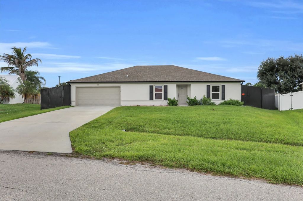 4310 Sw Jaunt Road, Port St. Lucie