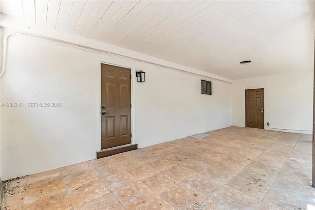5 of 23 - 3300 Sw 40th Avenue, West Park, FL