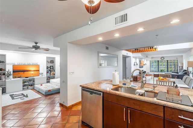 2 of 36 - 1427 Sw 109th Way, Davie, FL