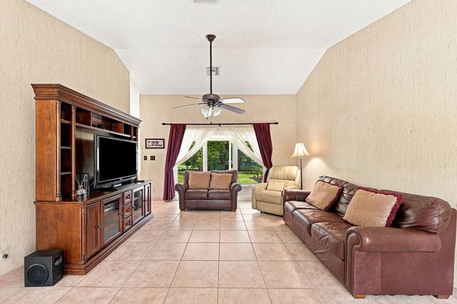 3 of 55 - 2111 Nw 86th Way, Coral Springs, FL