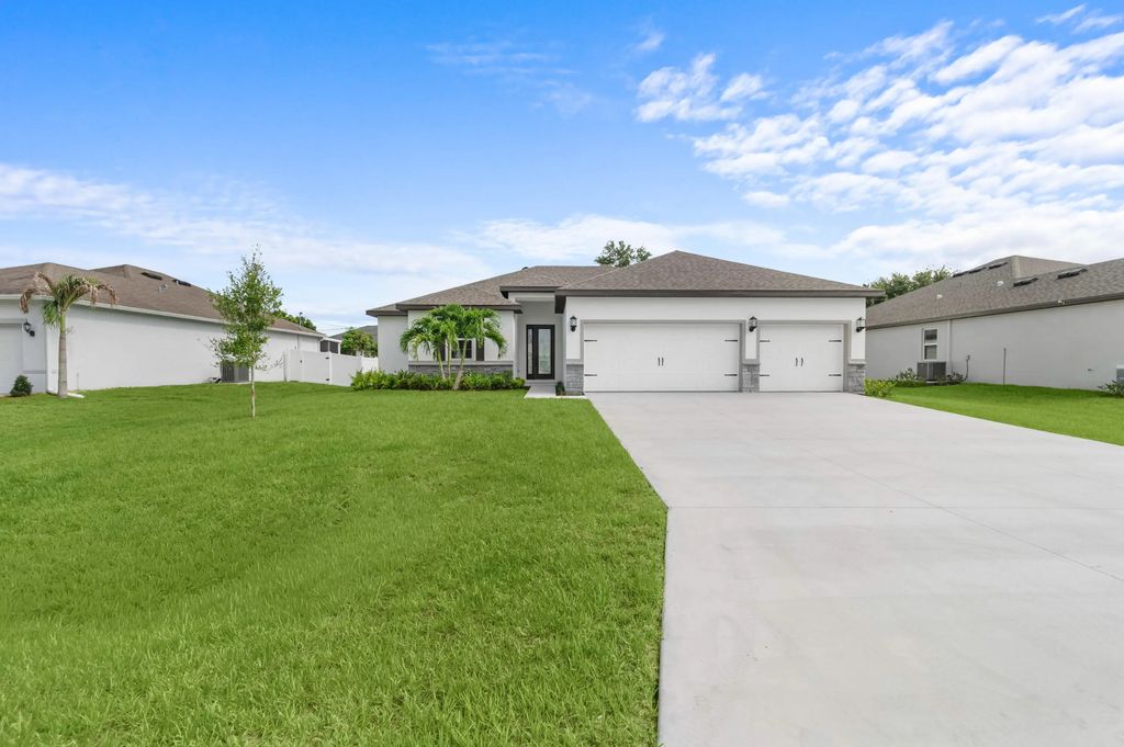 8046 99th Court, Vero Beach