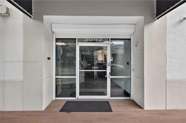 2 of 92 - 3042 Nw 82nd Avenue, Doral, FL