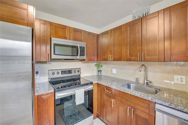 150 Sw 134th Way #304r, Pembroke Pines