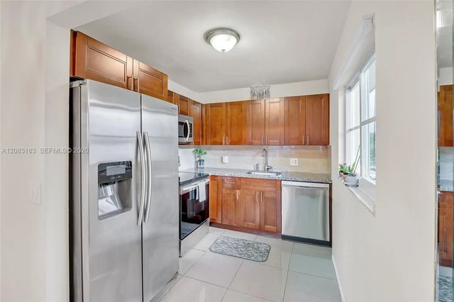 4 of 26 - 150 Sw 134th Way #304r, Pembroke Pines, FL