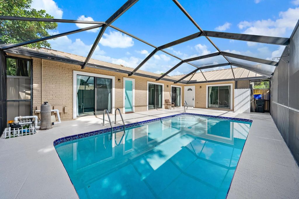 5896 Golden Eagle Circle, Palm Beach Gardens