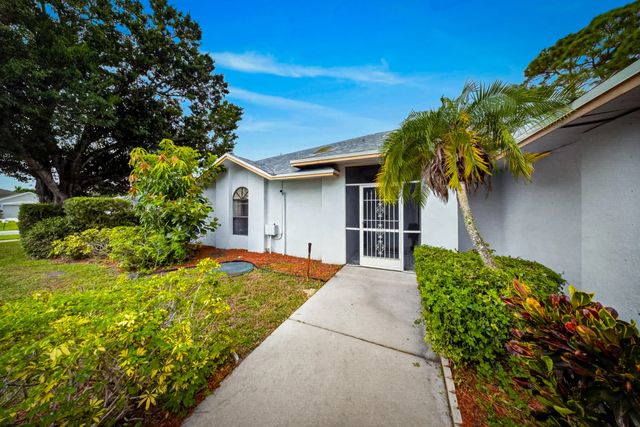 5 of 40 - 1792 Sw Cochran Street, Port St. Lucie, FL
