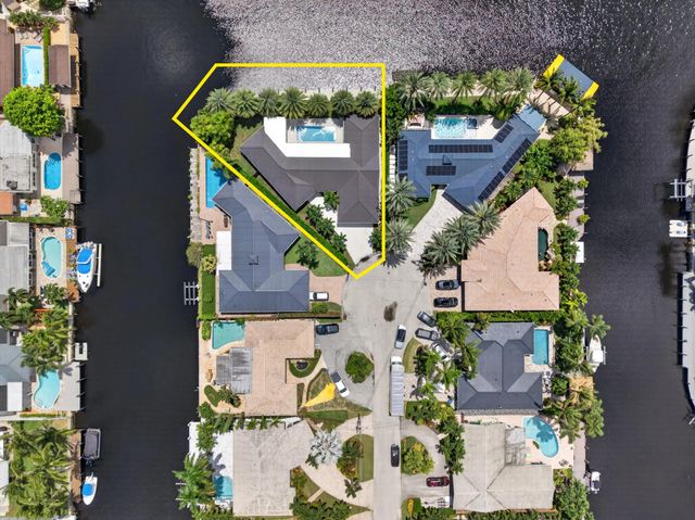 2118 Ne 15th Terrace, Wilton Manors