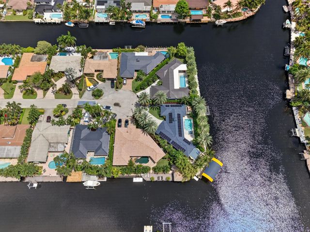 4 of 73 - 2118 Ne 15th Terrace, Wilton Manors, FL