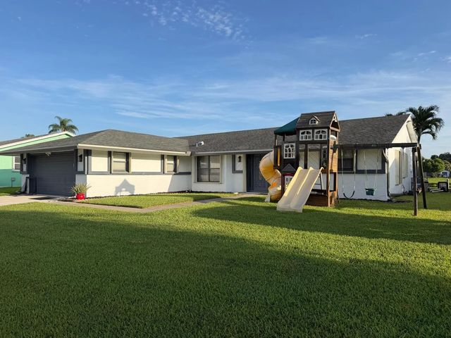 4 of 26 - 5099 Little Beth Drive S, Boynton Beach, FL