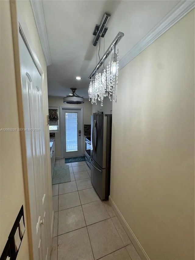 4 of 37 - 3922 Ne 166th Street #s305, North Miami Beach, FL