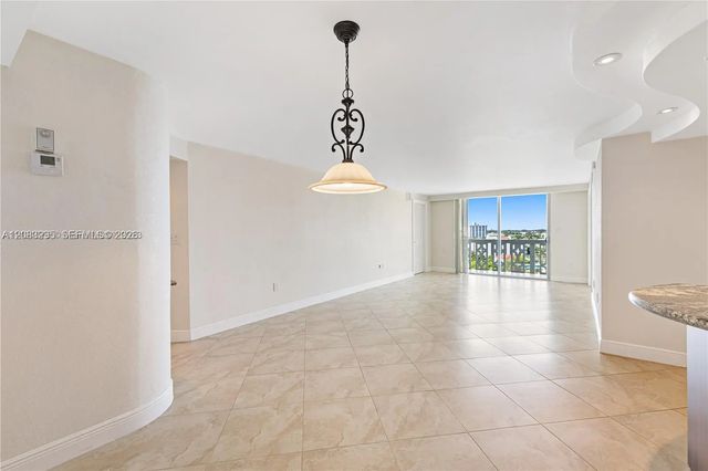 2 of 28 - 13155 Ixora Court #905, North Miami, FL