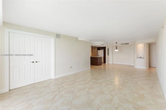 4 of 28 - 13155 Ixora Court #905, North Miami, FL