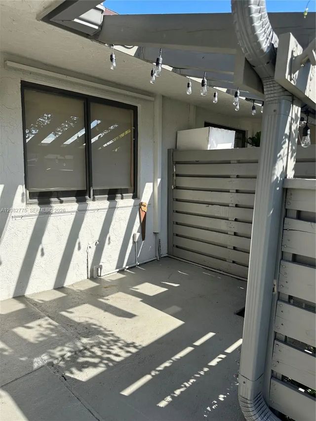 3 of 58 - 445 Lakeview Drive #1, Weston, FL