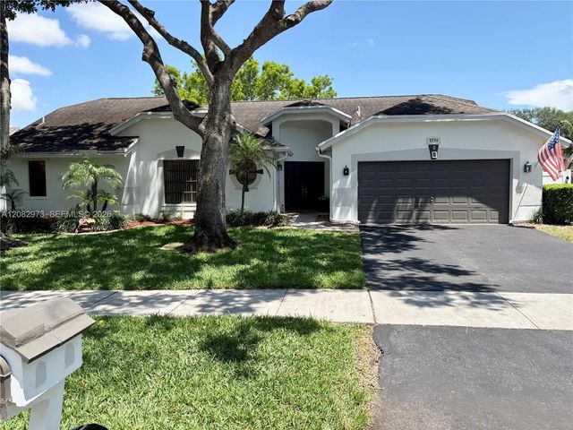 5796 Sw 89th Way, Cooper City