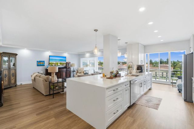 3050 Ne 47th Court #203, Fort Lauderdale