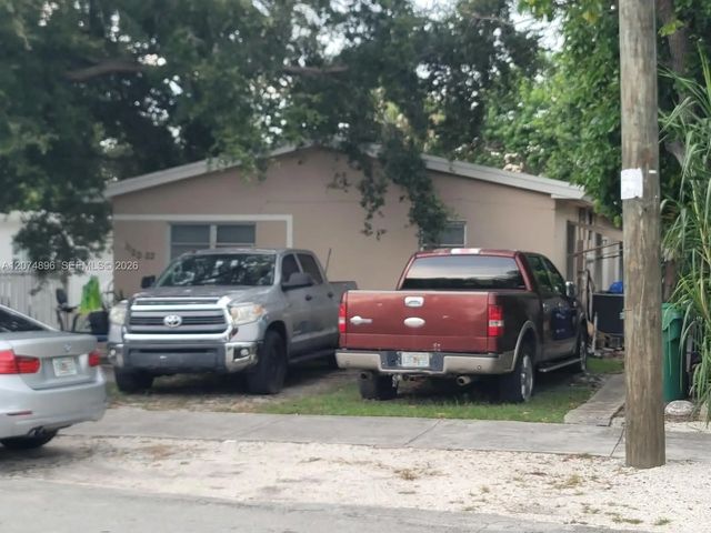 1120 Ne 111th Street, Miami