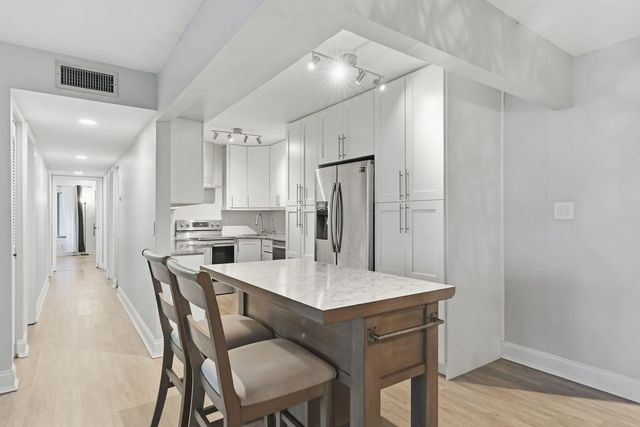 3 of 45 - 1104 Green Pine Boulevard #g1, West Palm Beach, FL