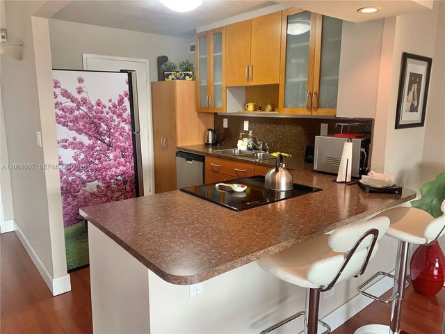 4 of 27 - 10101 E Bay Harbor Drive #401, Bay Harbor Islands, FL