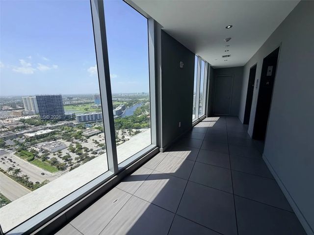 4 of 38 - 2600 E Hallandale Beach Boulevard #t3209, Hallandale Beach, FL