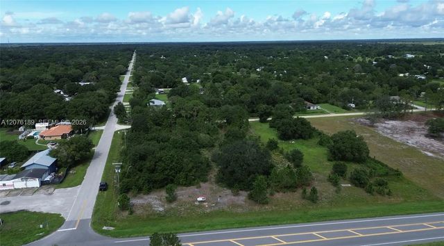 4 of 6 - . Nw 102nd Street, Okeechobee, FL