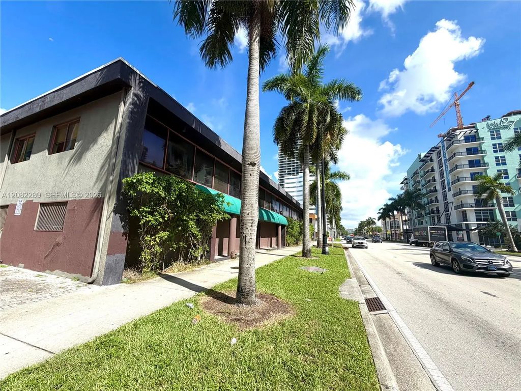 2650 Biscayne Boulevard, Miami
