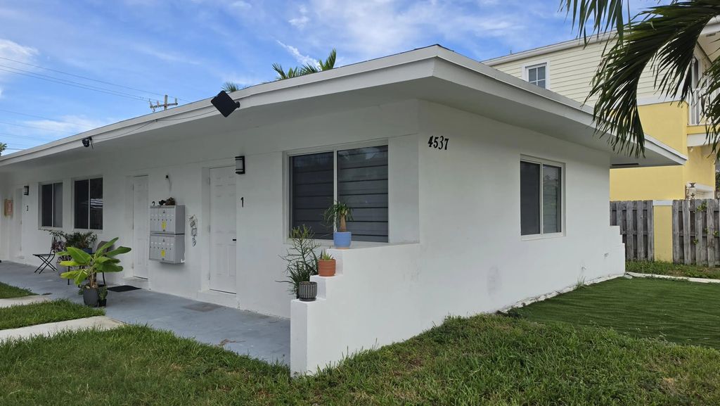 4537 Poinciana  Street #1, Lauderdale-By-The-Sea