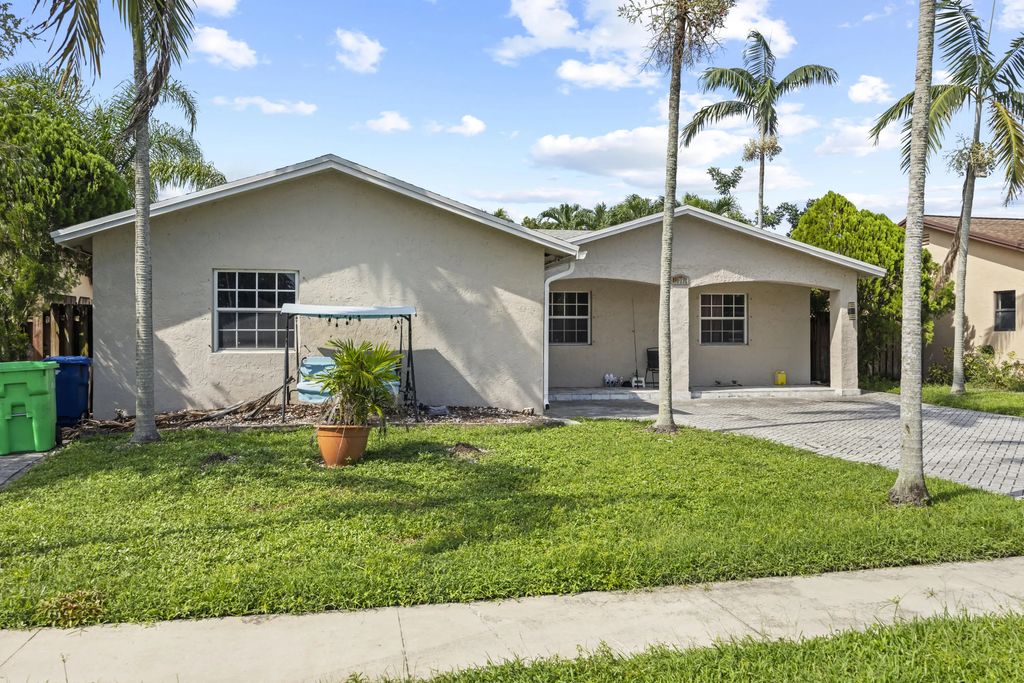 10975 Nw 27th Place, Sunrise