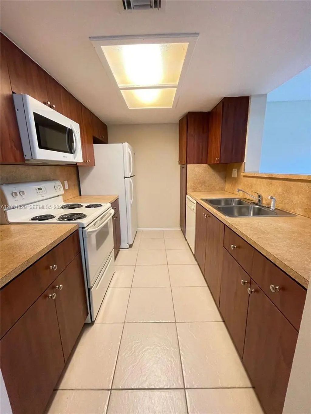 8432 Coral Lake Way #8432, Coral Springs