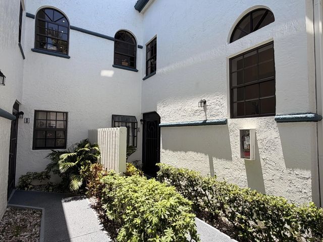3 of 26 - 5136 Floria Drive #g, Boynton Beach, FL