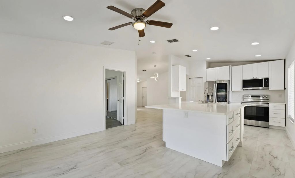 1899 Sw Newport Isles Boulevard, Port St. Lucie