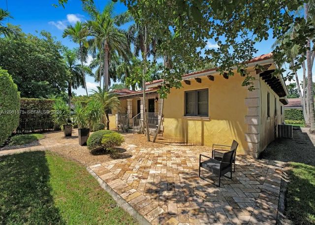 4 of 28 - 9204 Ne 10th Avenue, Miami Shores, FL