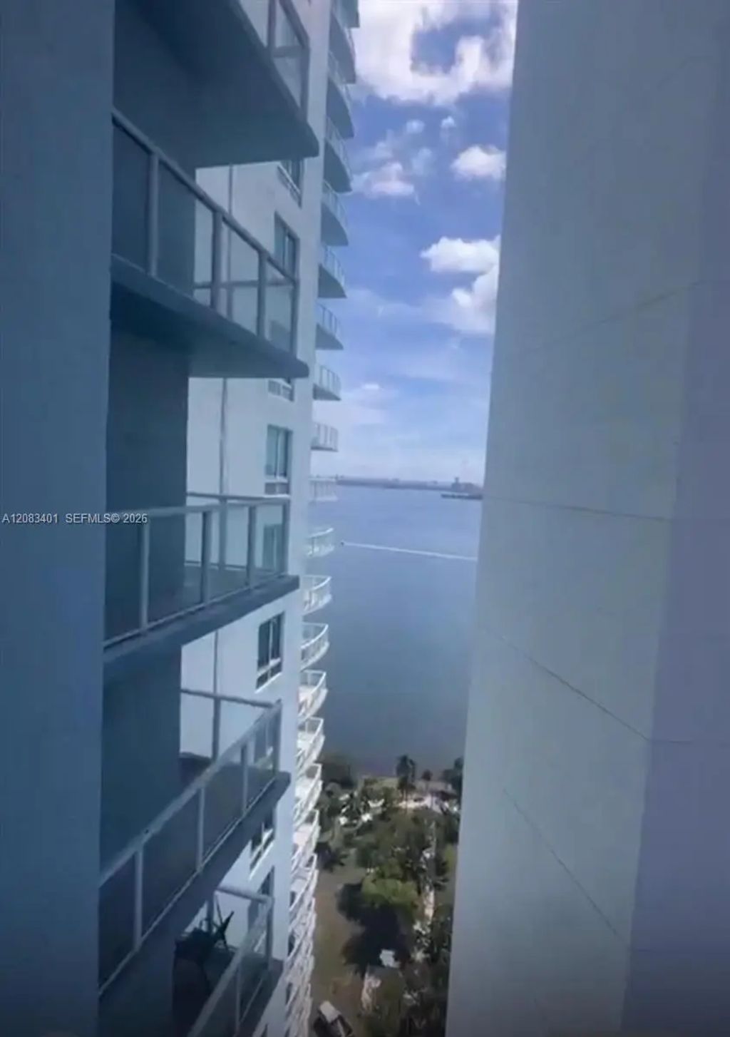 1900 N Bayshore Drive #3007, Miami