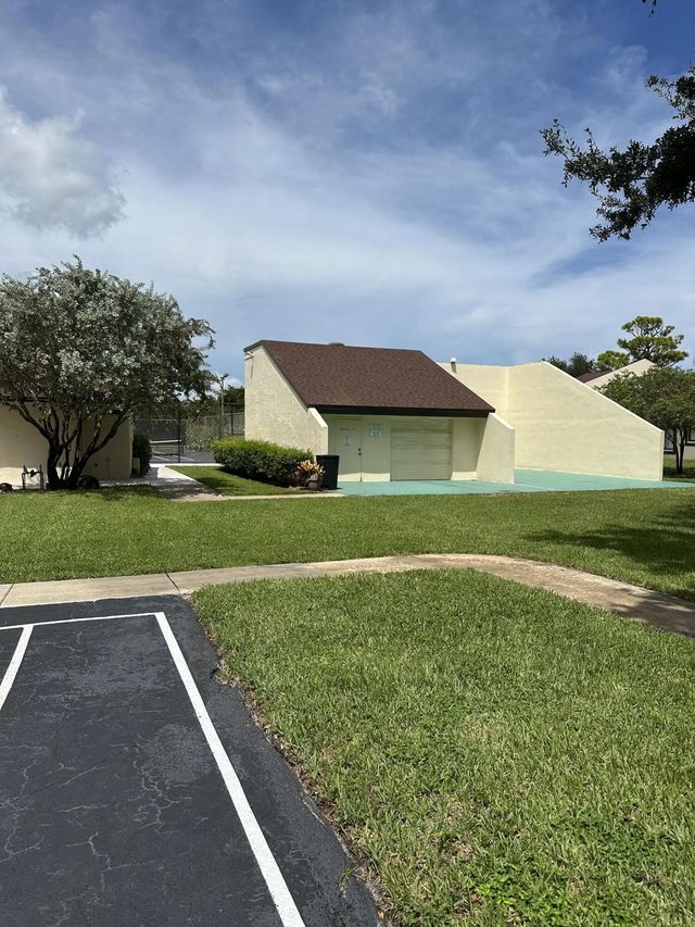 2 of 6 - 5292 Bosque Lane #57, West Palm Beach, FL