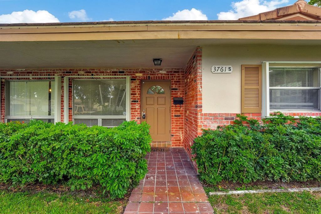 3761 Nw 78th Lane S #s, Coral Springs