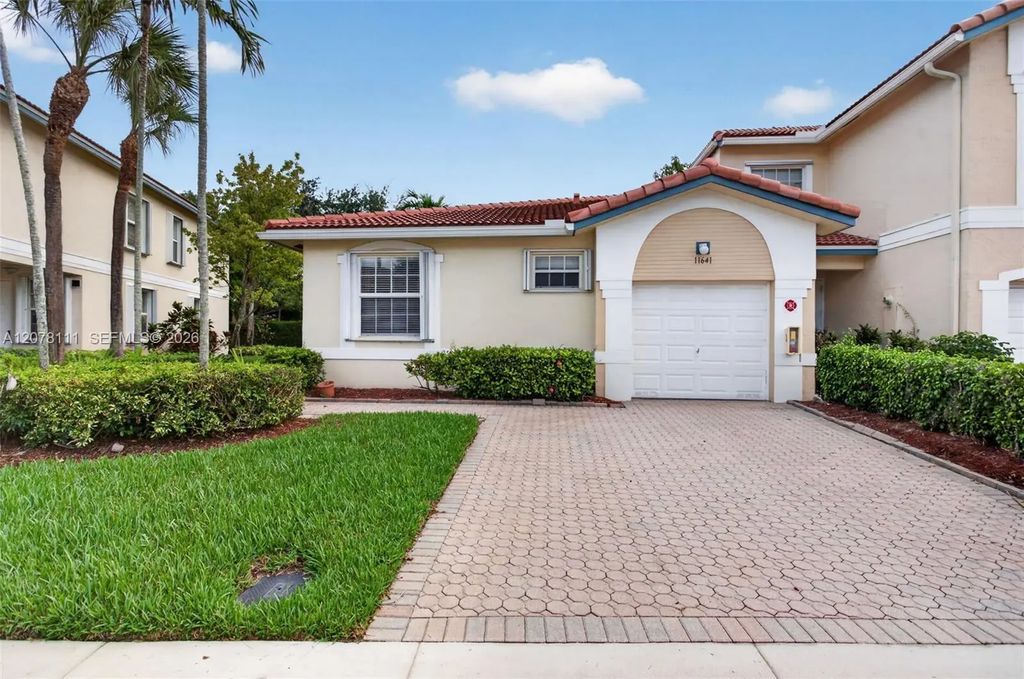 11641 Nw 47th Drive, Coral Springs