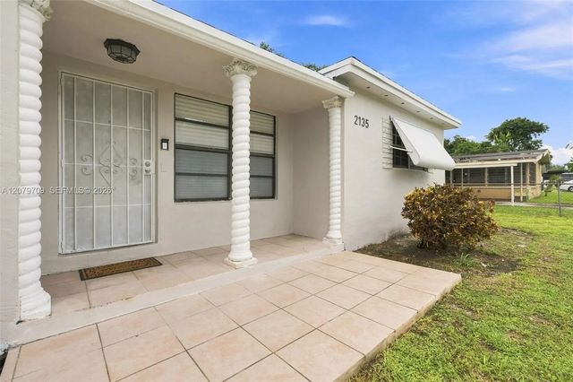 4 of 40 - 2135 Nw 129th Street, Miami, FL