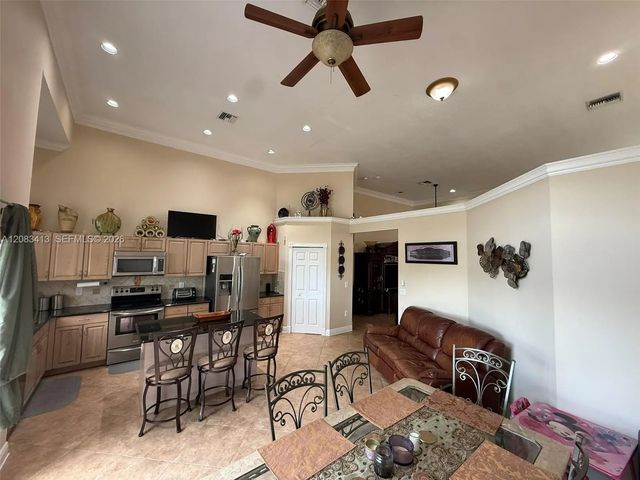 2 of 60 - 7705 Highlands Circle, Margate, FL
