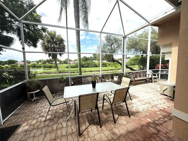 5 of 60 - 7705 Highlands Circle, Margate, FL