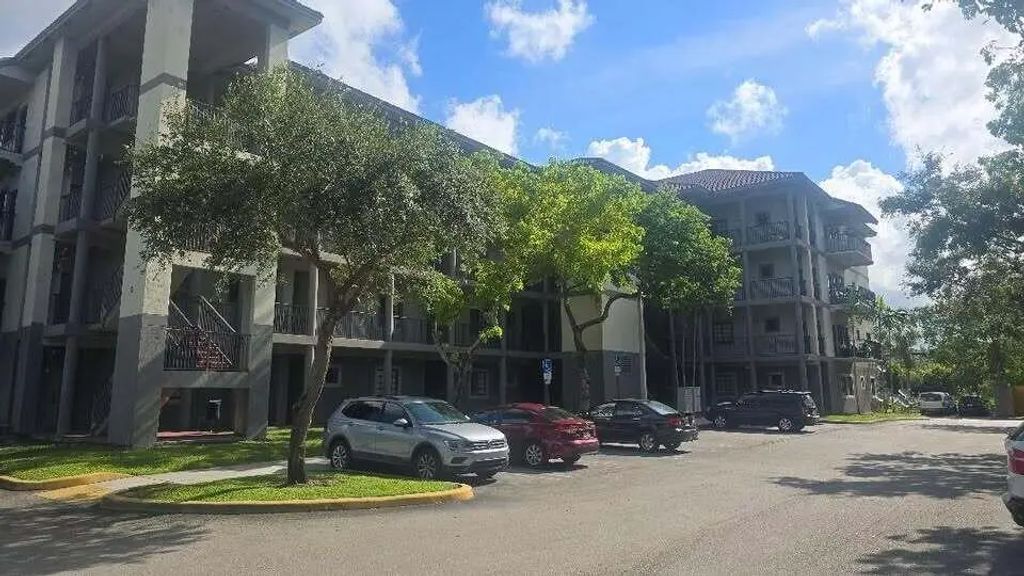 2801 Riverside Drive #107-s, Coral Springs