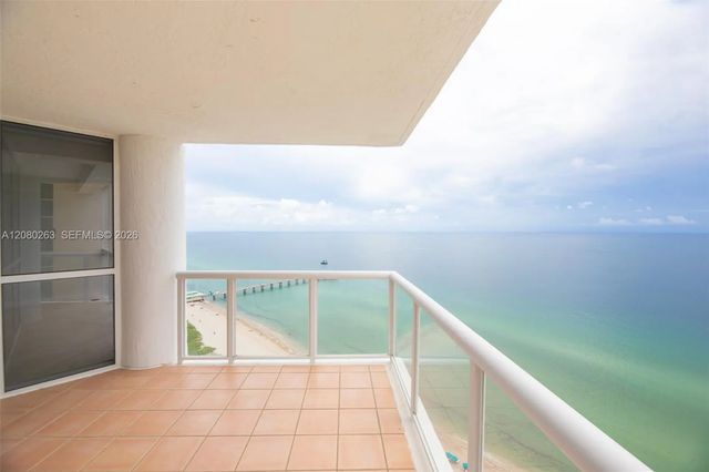 3 of 71 - 16425 Collins Avenue #2311, Sunny Isles Beach, FL