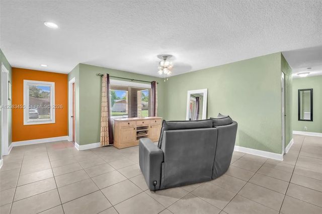 5 of 35 - 2351 Nw 60th Terrace, Sunrise, FL